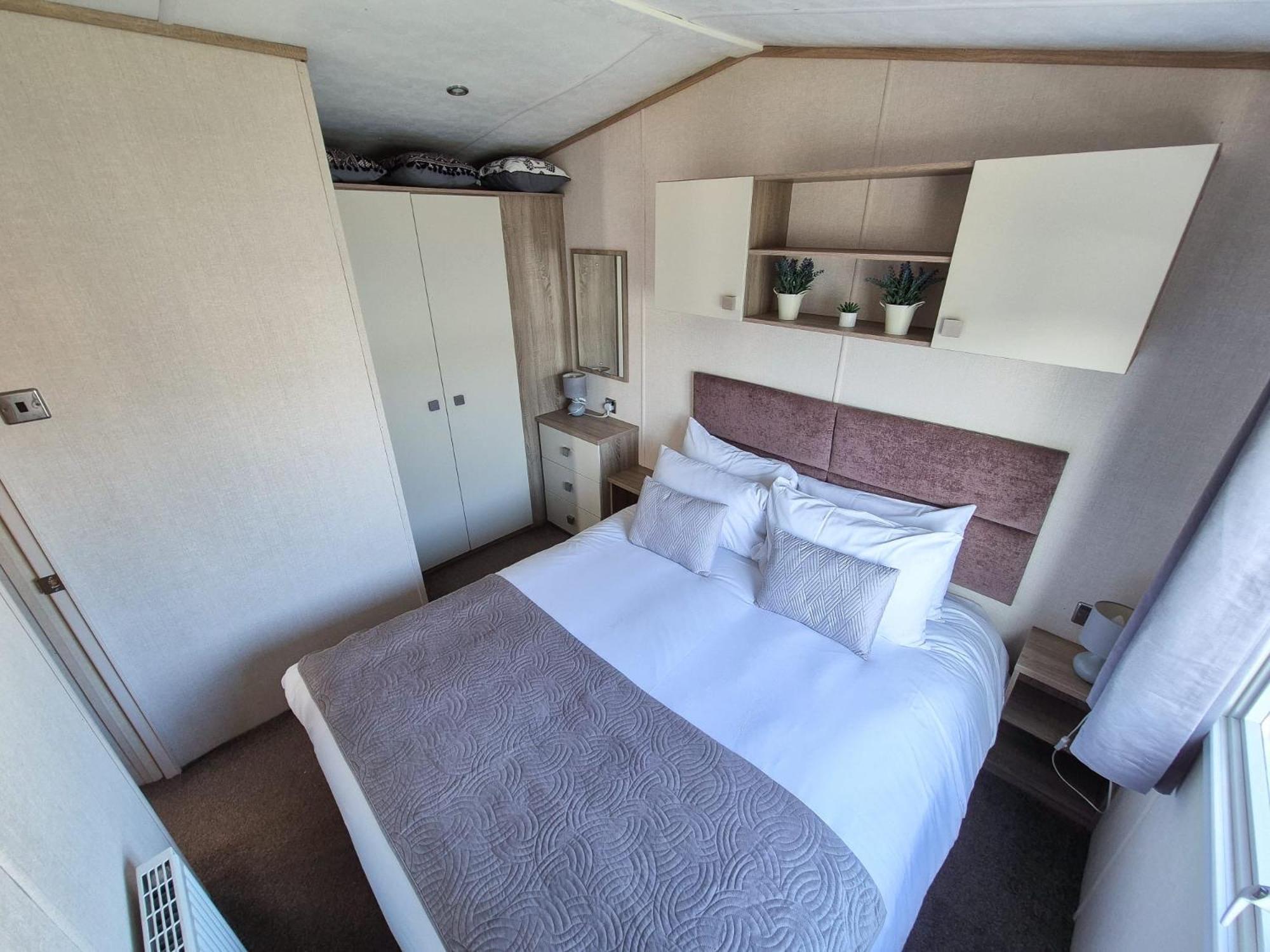 Birchington Vale - 2 Bedroom Holiday Home Margate Kültér fotó
